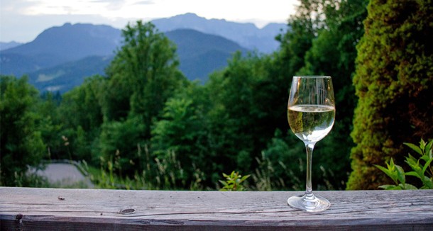 有谷健康：白葡萄酒时间太久了可以喝吗？